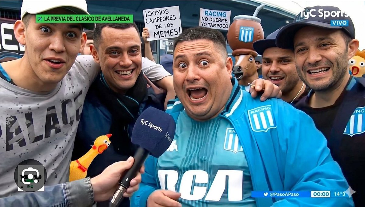 La Historia De Racing tweet media