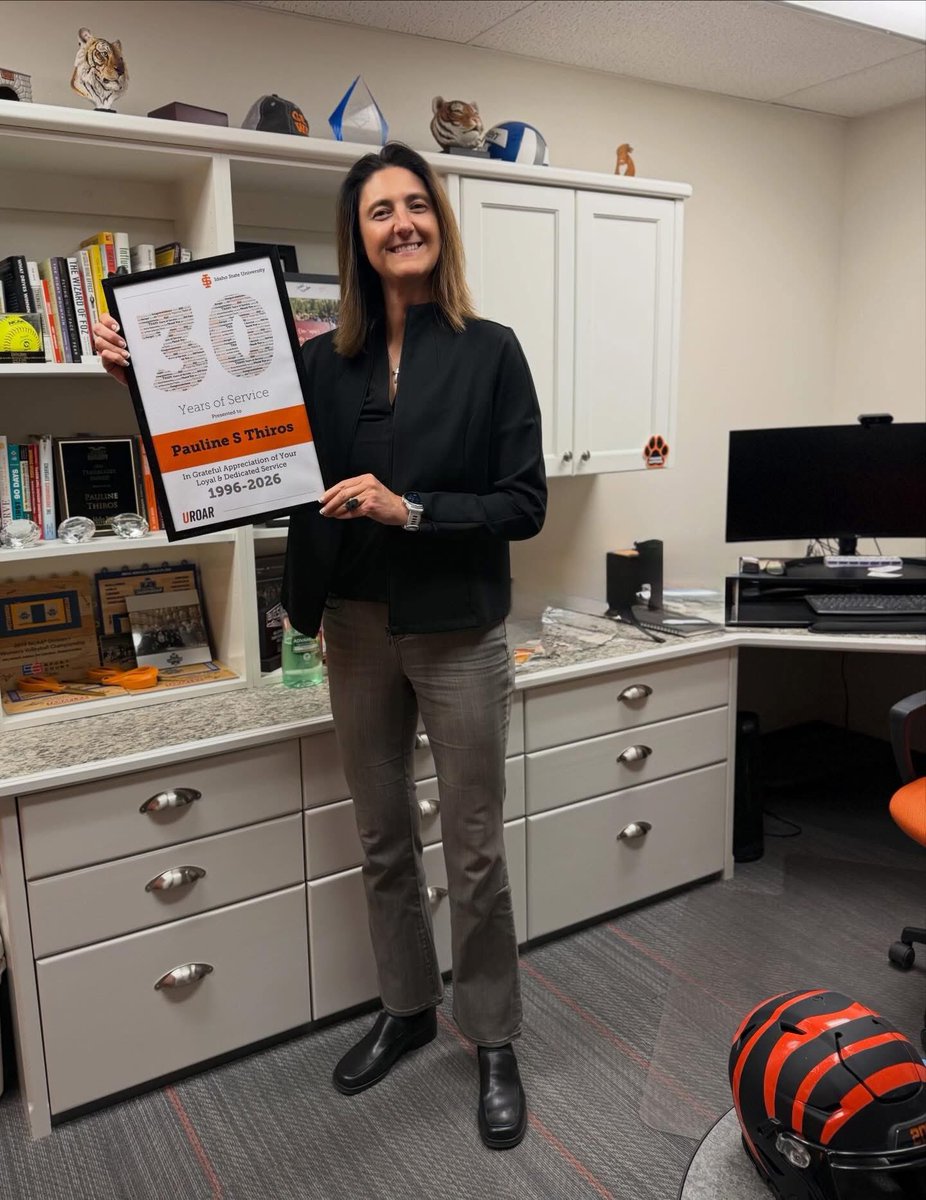 Pauline Thiros tweet media