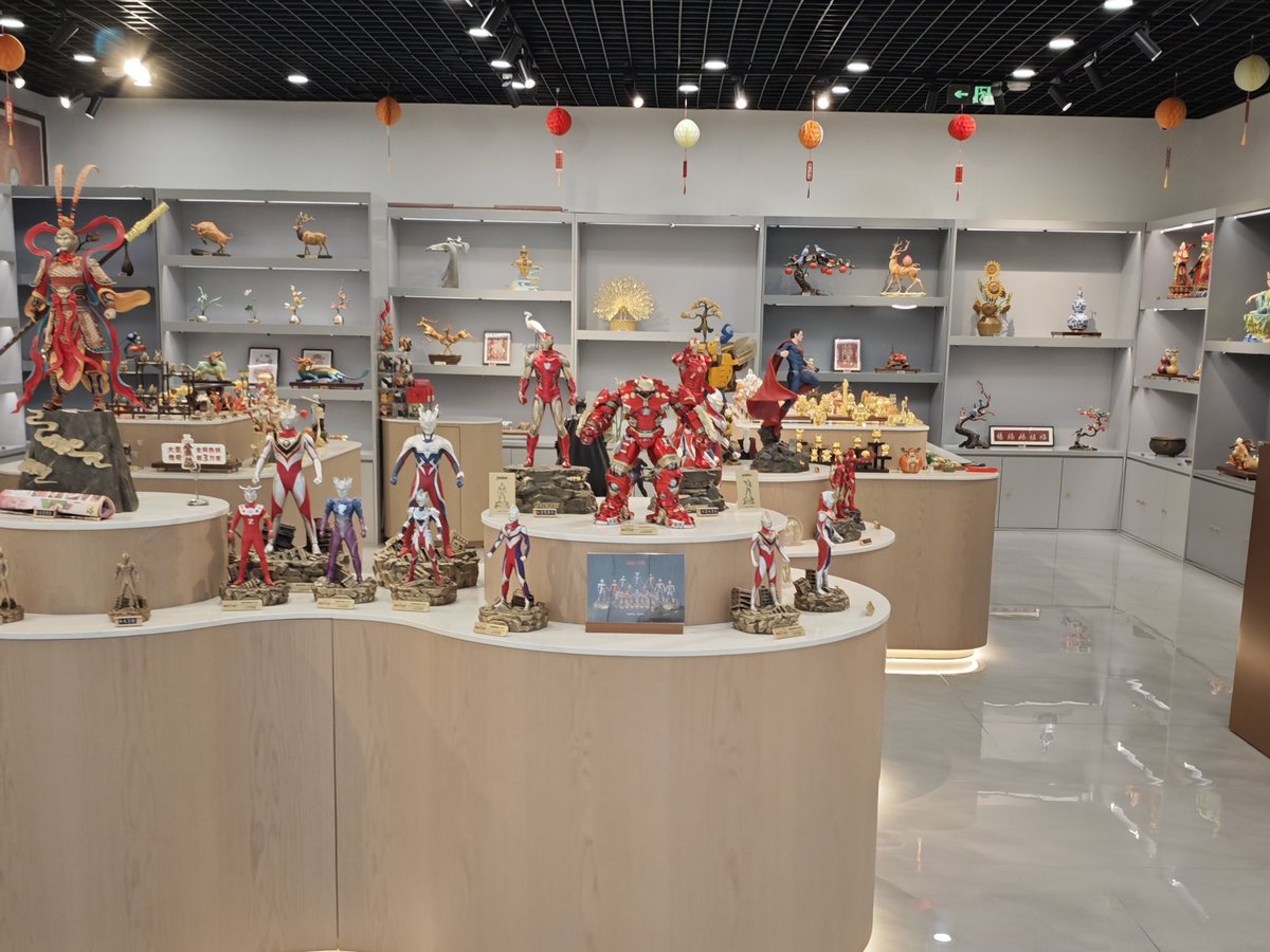 等我挣到钱吃泡面我要加两根肠 tweet media