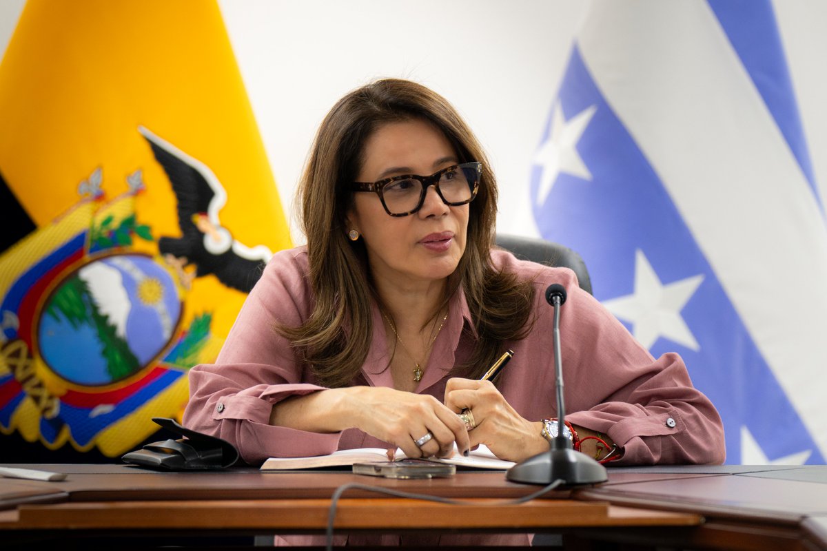 Cynthia Gellibert Mora tweet media