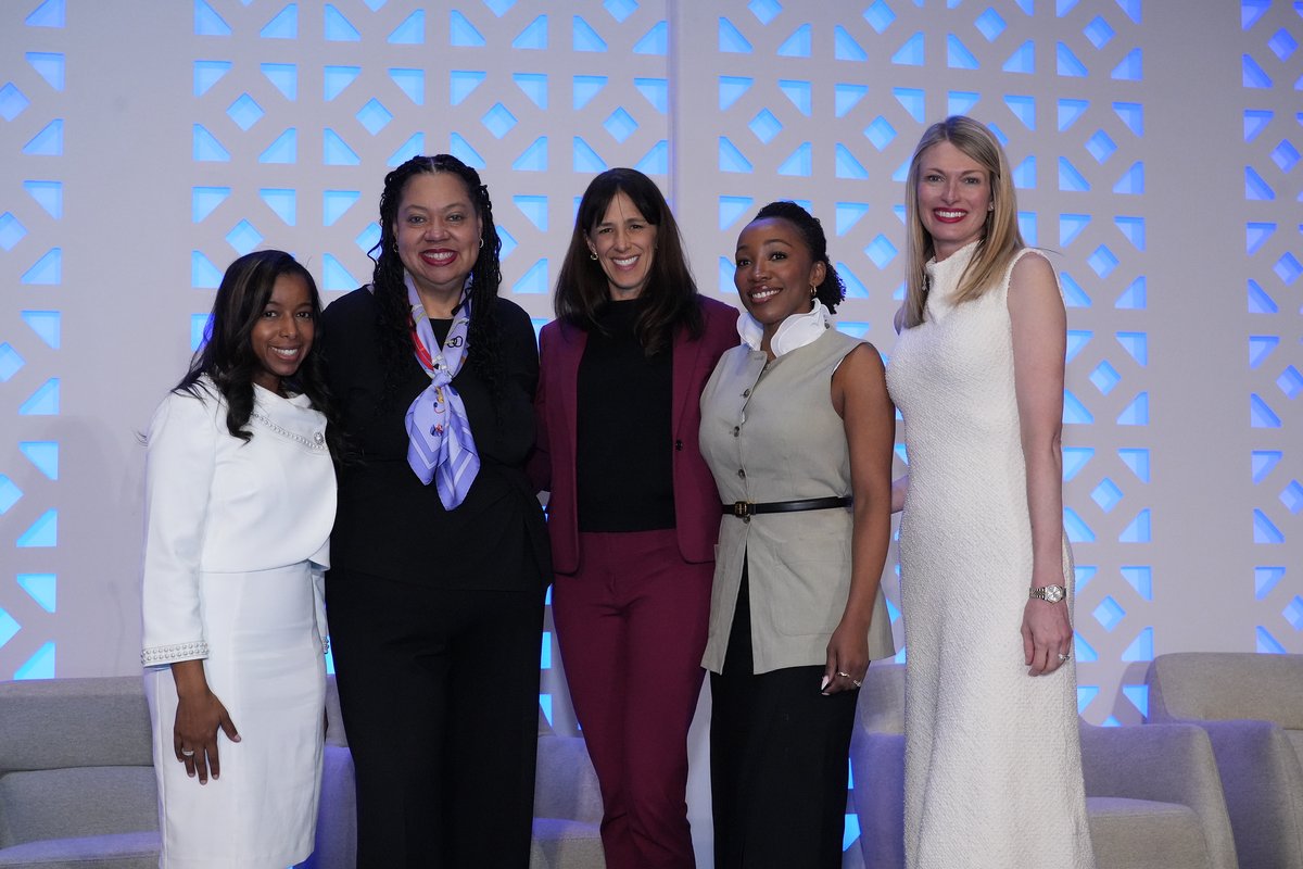 Skin of Color tweet media