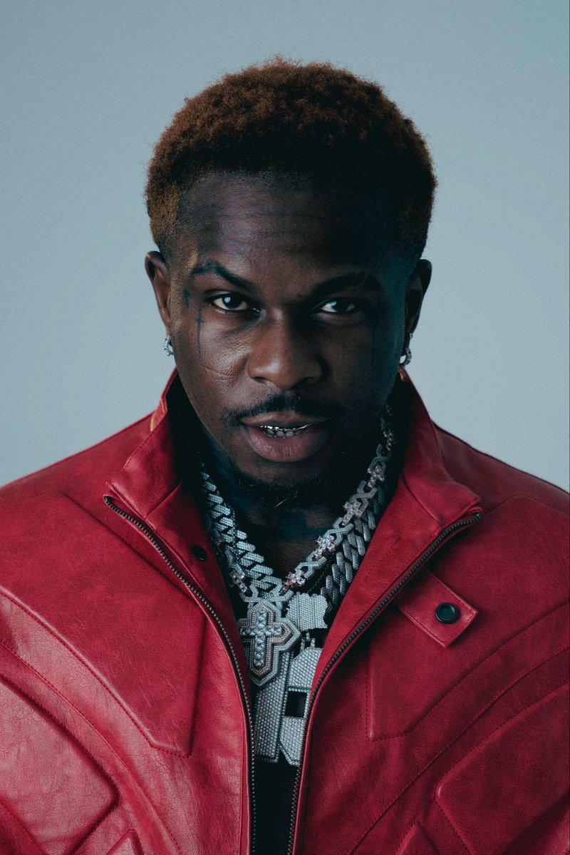 CritikMag tweet media