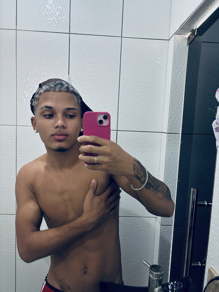KAUANZIN 19 👼🏻🔞 tweet media
