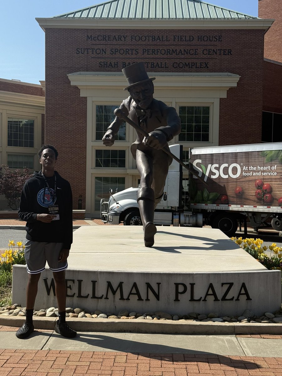 BensonMykel_Jr's tweet photo. Had a great time watching @WakeFB get after it today! Will be  back soon!  @KamreanJ @LandonMorris81 @swarmgangg @Coach_Benson9 @CoachS_Hughes https://t.co/D6xMEslKqg