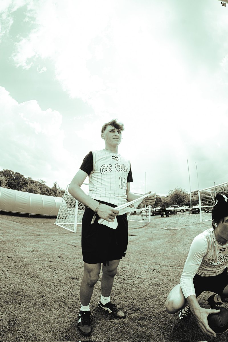 JaxLil2's tweet photo. Orlando @ShockDoctor 7v7 tournament with @C3Elite7v7 #expectgreatness #shockdoctor #legendsshowcase #coastalqb #c3elite @TheCarterlife35 https://t.co/DgW9Gp6PKu