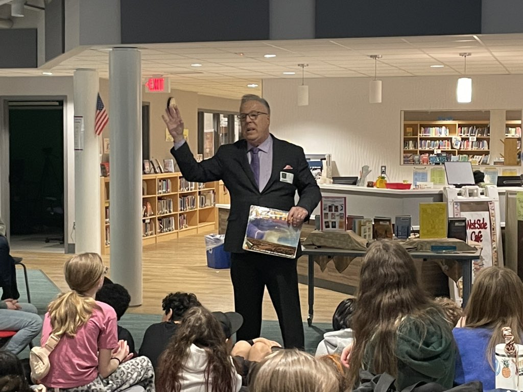 Julie Fisher tweet media