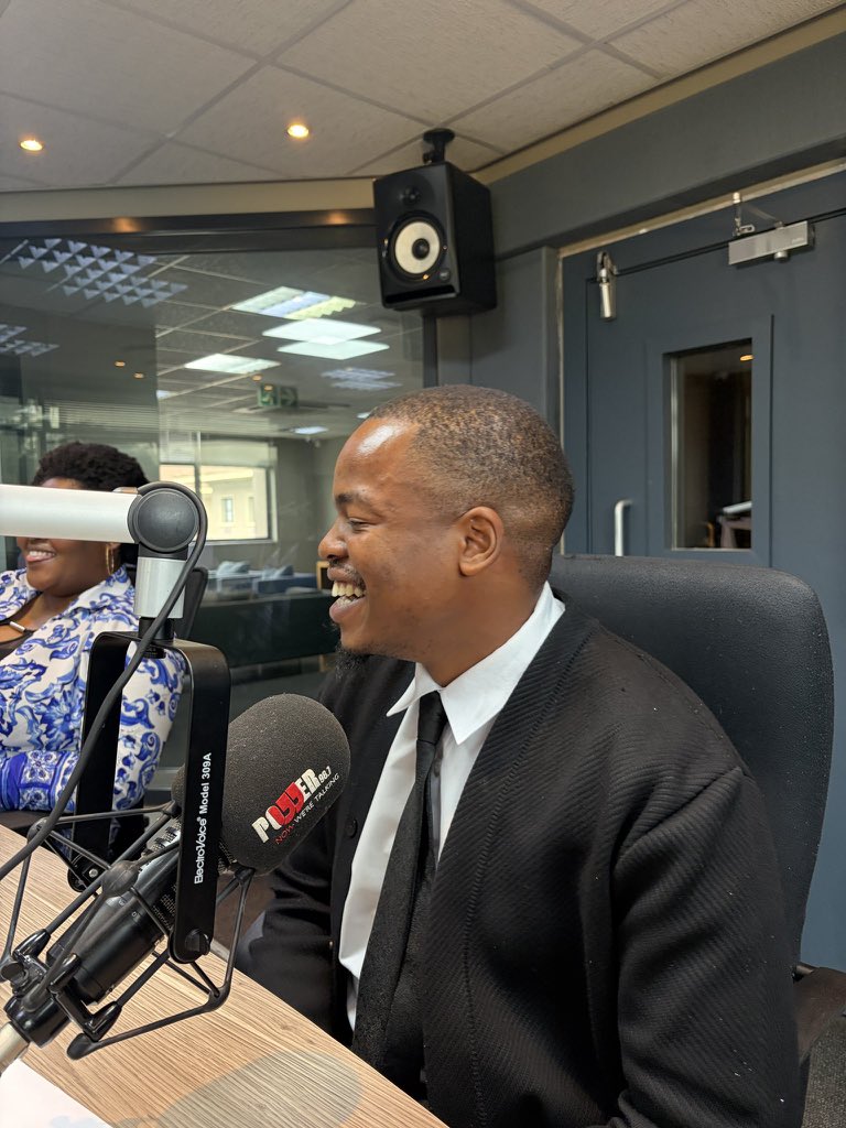 Msunu ka Johann Rupert tweet media