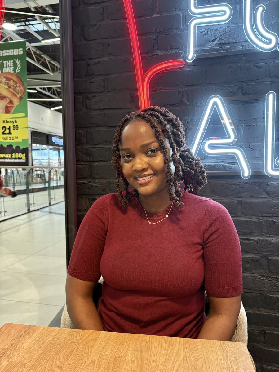 ARIANA🪼 tweet media