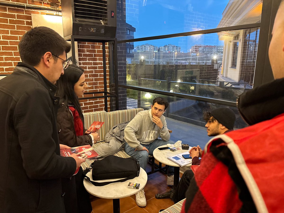 Selvinaz Durur tweet media