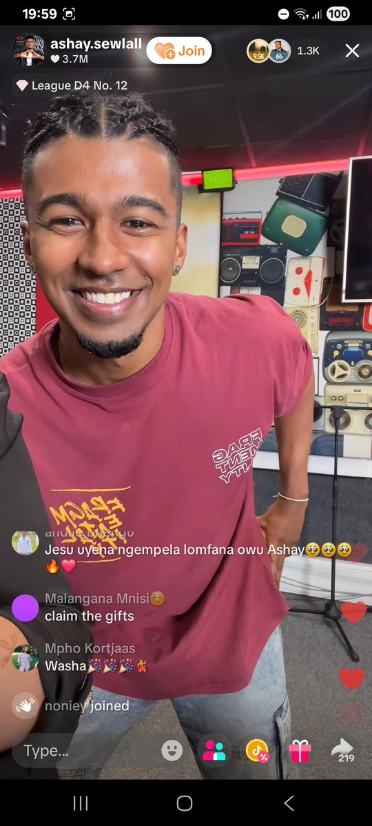 Paprikas for Ashay 🌶❤️ tweet media