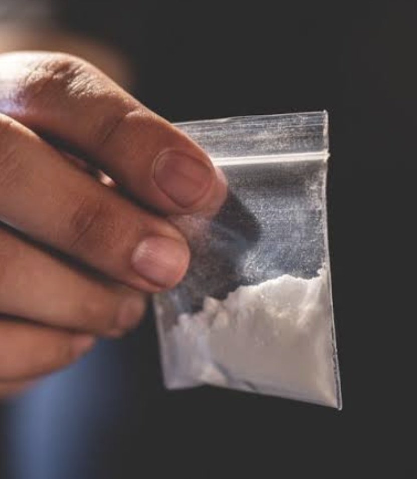 Escalet83's tweet image. Si tu n'as pas quelques grammes de drogue dans ton sac quand t'es une racaille antisémite de chez #LFI, c'est que t'as raté ta vie !
#RimasHaSSan #3mmc