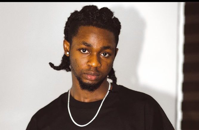 𝑻𝑬𝑺 tweet media