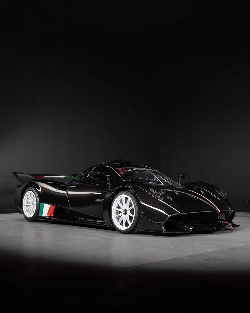 HyperCars™ tweet media