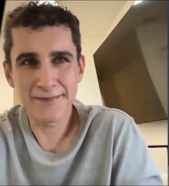 Johnny Cache tweet media