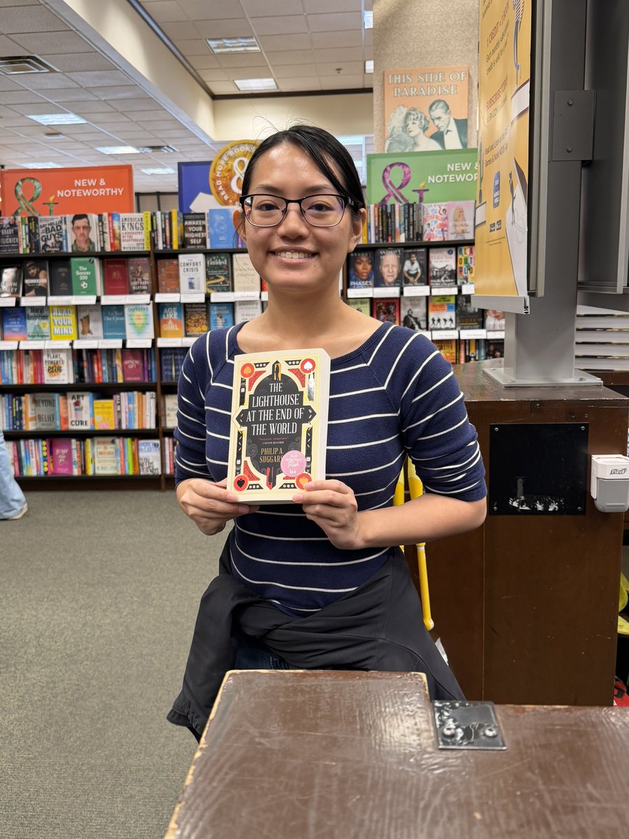 BNSummit's tweet photo. New month, new PICKS! Our booksellers are loving April’s selections for our Monthly Picks! Stop in to grab one of these titles ALL MONTH LONG!! 🔥 https://t.co/GVnj9t5cu7