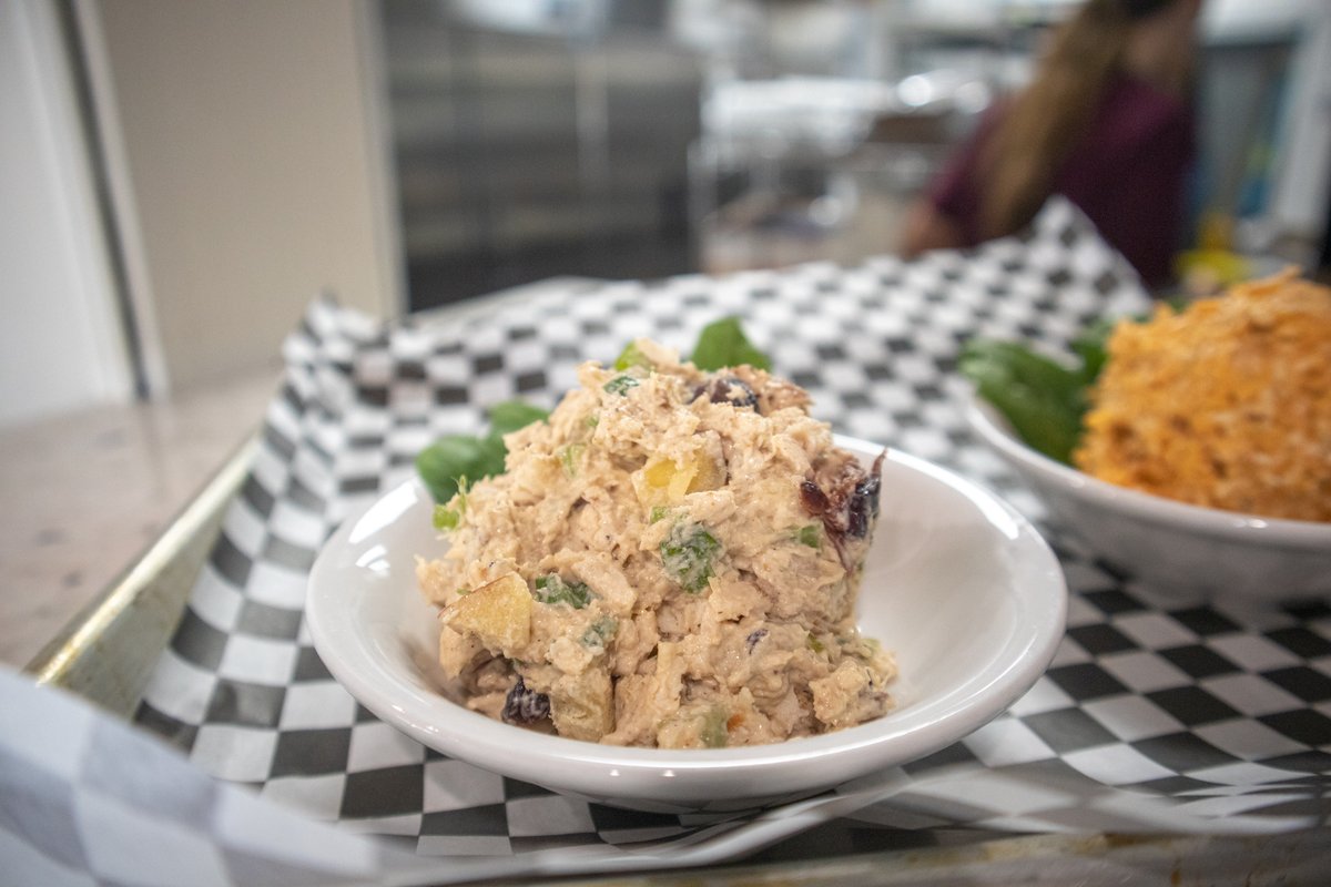 Big E’s Dinner Club tweet media