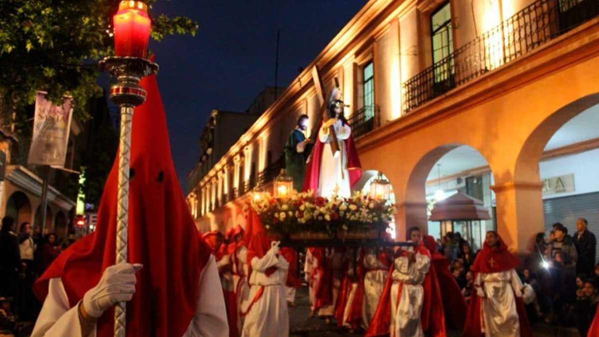 🚧 ¡ATENCIÓN! Cerrarán estas calles por Procesión del Silencio en Toluca 🙏

🔗 wp.me/pcZHYa-7XT

#Toluca #SemanaSanta #CierreVial