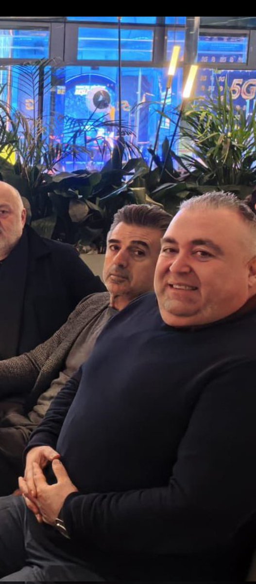 aslan bey ♥️💛 tweet media