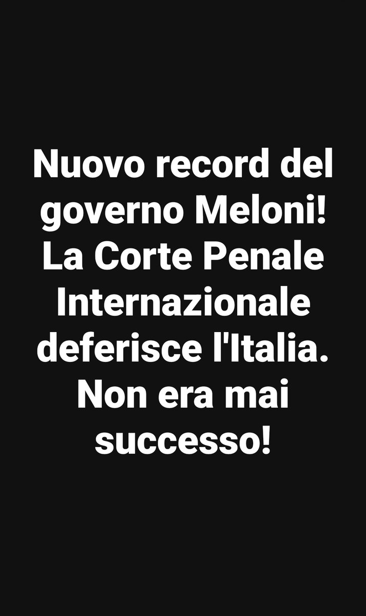 La prima manina tweet media