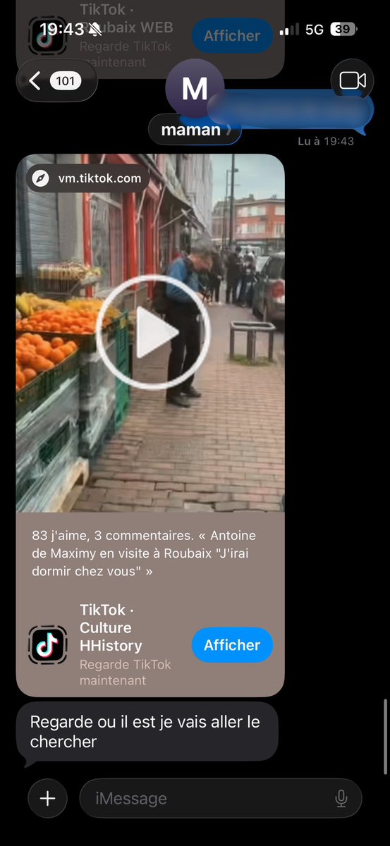 danslenes59's tweet photo. ma mere elle a vu que le gars de « j’irai dormir chez vous » est a l’epeule, bah wAllah elle veut le faire dormir à la maison wsh???? jvais devenir fou https://t.co/7CeJEeMYhS