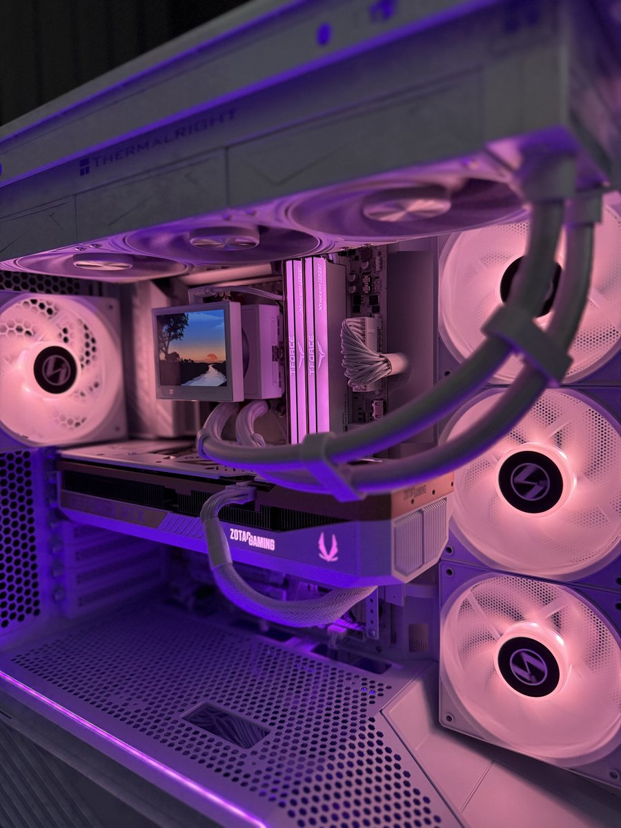 PC TechZ tweet media