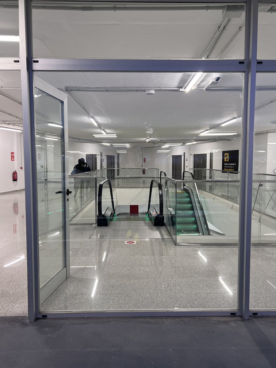 Curri Barcelo tweet media