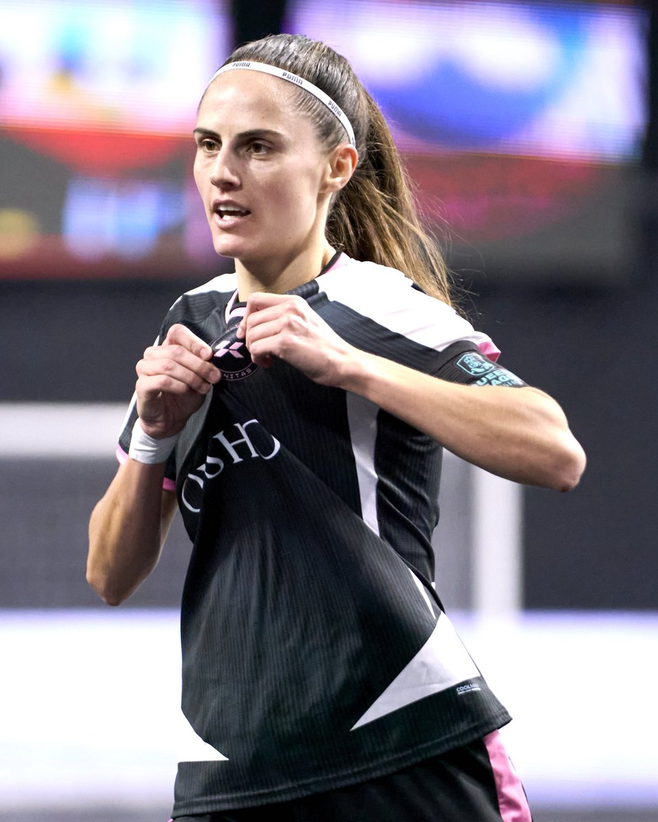 Blanca Cros tweet media