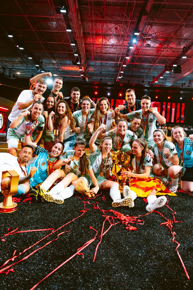 Blanca Cros tweet media