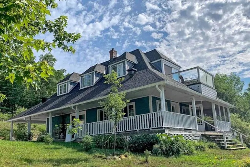 Perfect_Stayz's tweet photo. https://t.co/fgS6DKQ1ph is a professional vacation rental marketplace designed for property owners and managers. It enhances global visibility of the property rentals, improves booking potential, and supports structured online listings.

 #PerfectStayz #canada #quebec #outaouais https://t.co/s2daHsPNpV