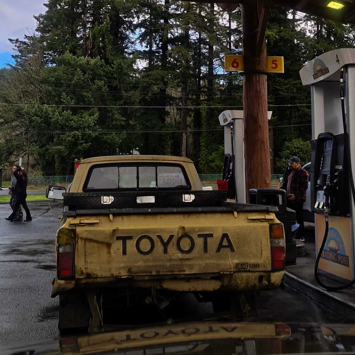 ؘ 𝓼ophie tweet media