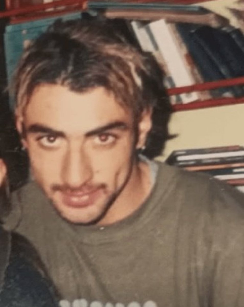 ElBigoteDeFrancella tweet media