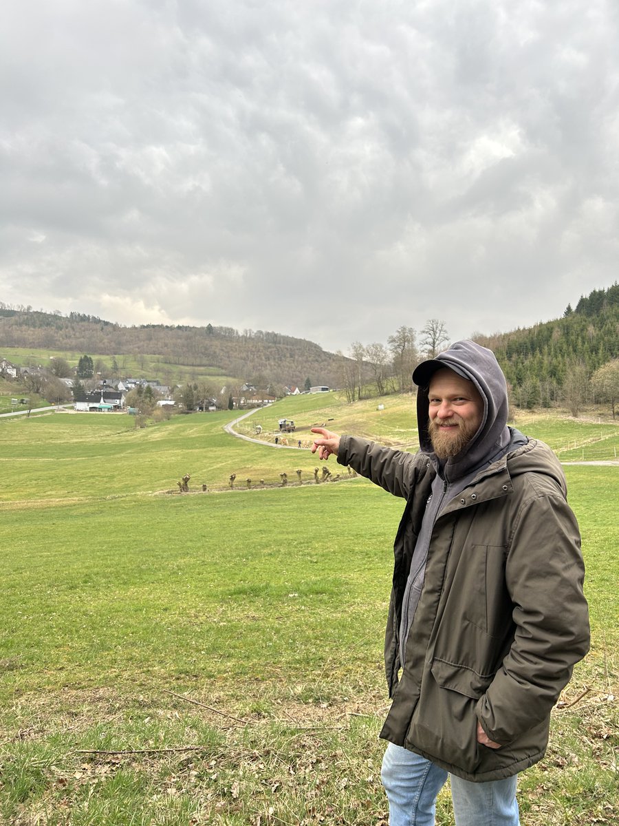 Maxim Hahn tweet media