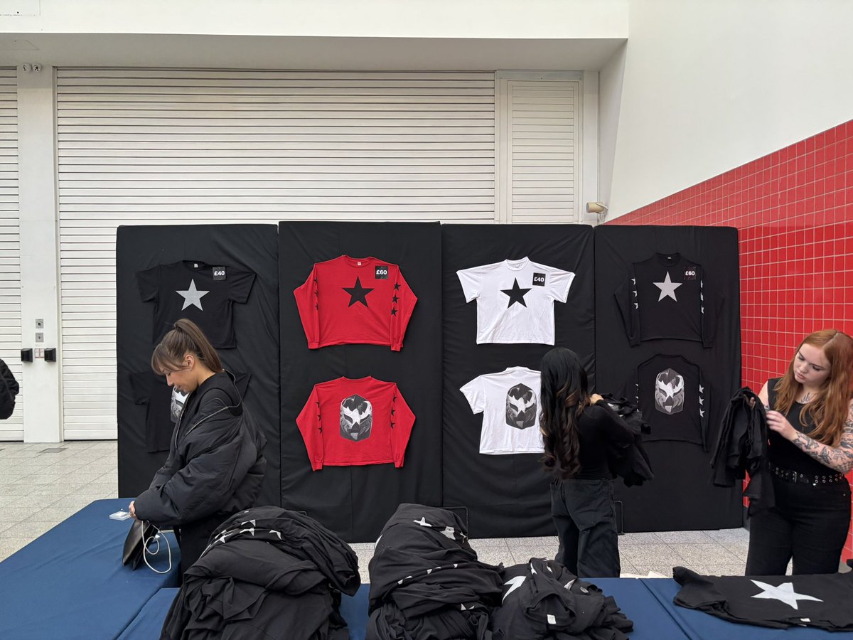 yzystatus's tweet photo. The merch available at the BULLY London listening party: https://t.co/SIECYZIiDA