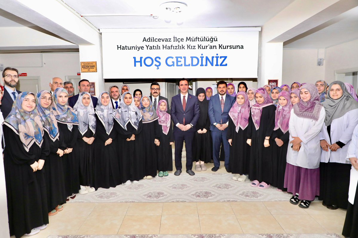 Bitlis Valiliği tweet media