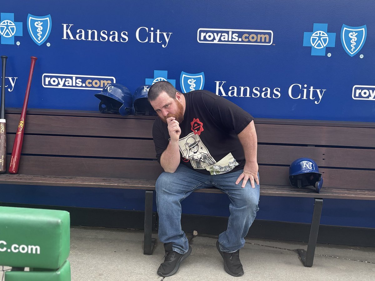 Pottermom623's tweet photo. #BlueKCdugout https://t.co/vMDz7t0sez