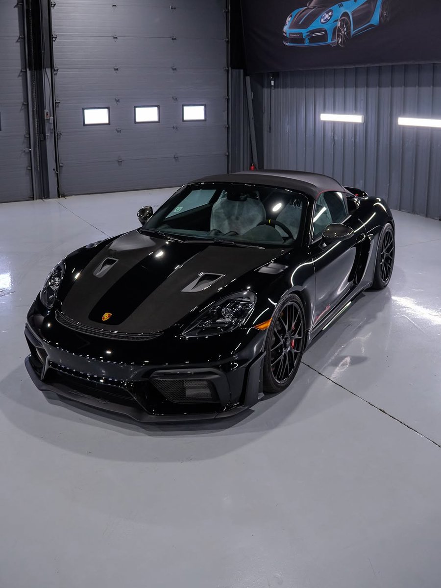 lekan897's tweet photo. Porsche 718 Cayman GT4 RS https://t.co/0zrrM3v9hv
