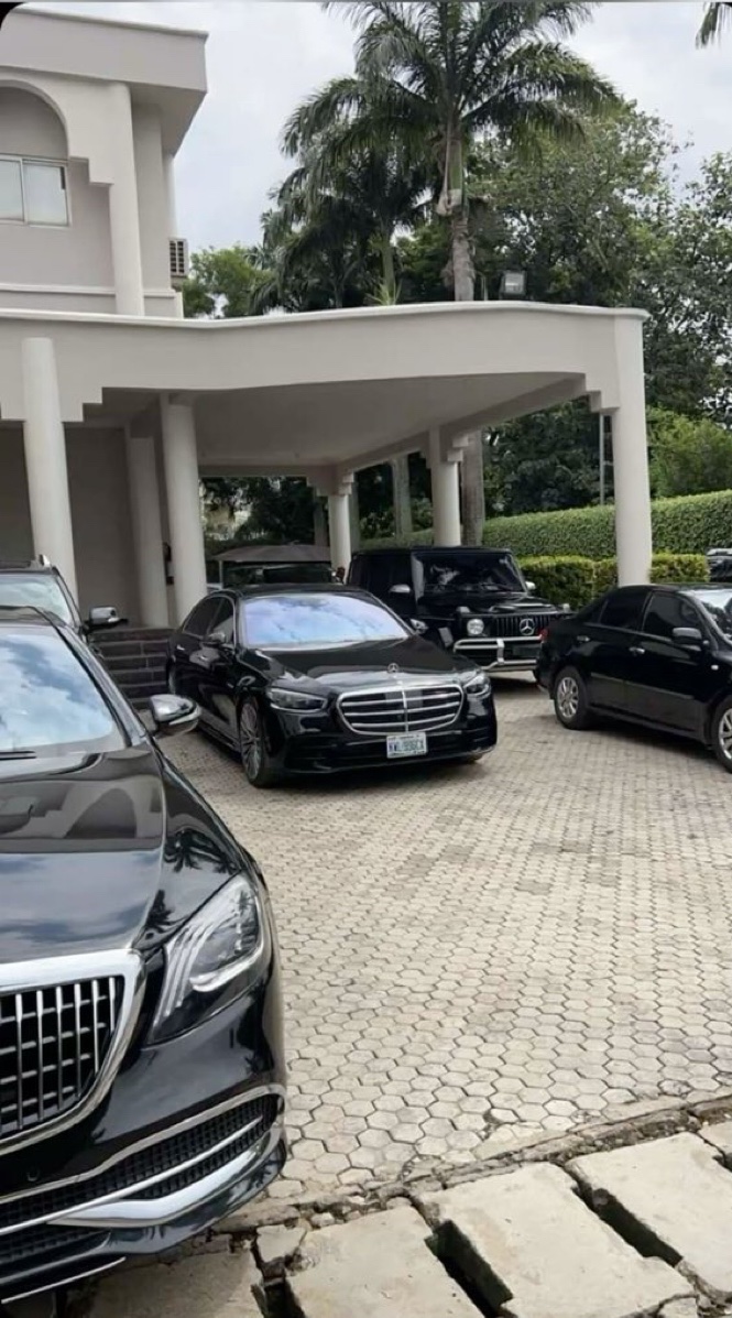 𝐁𝐋𝐈𝐙𝐙 tweet media