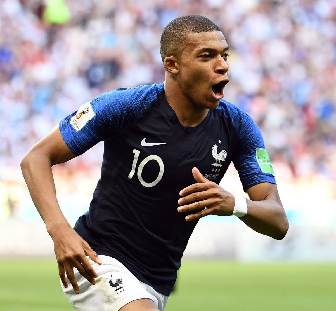 The Touchline | 𝐓 tweet media