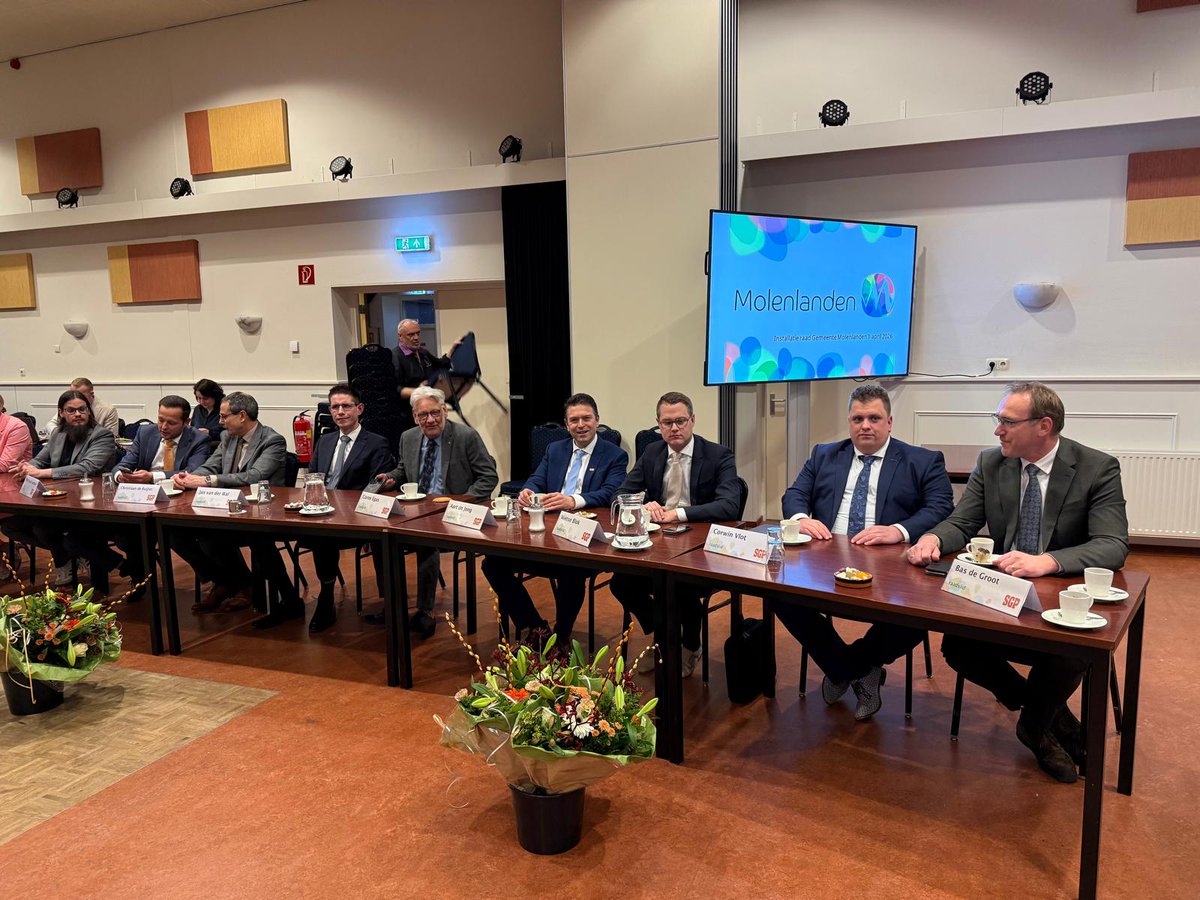 jan simons tweet media