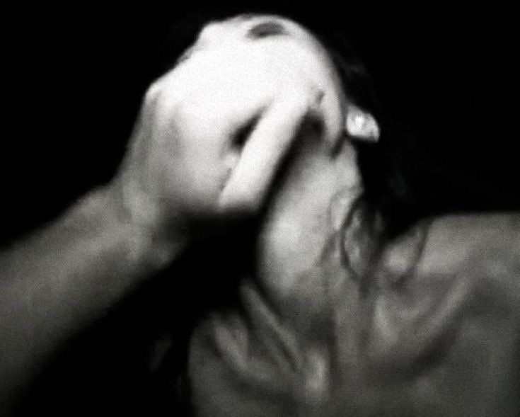 ✌︎︎ tweet media