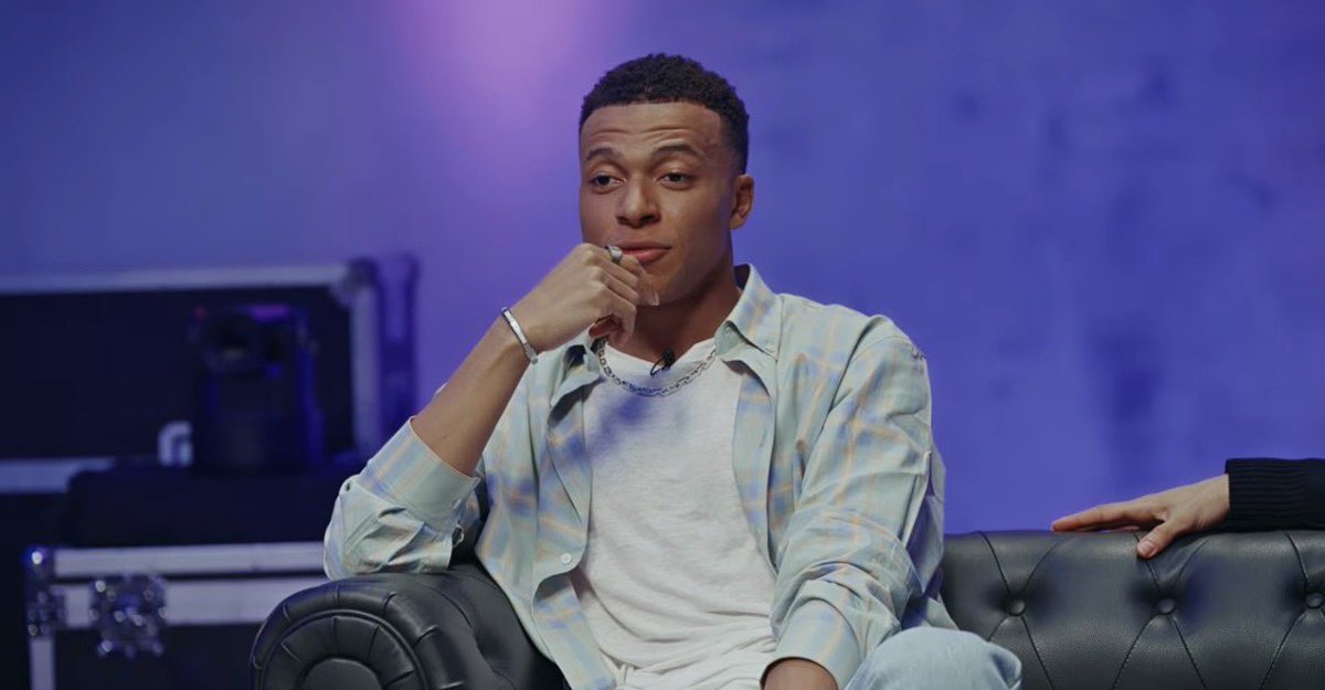 عمرو tweet media