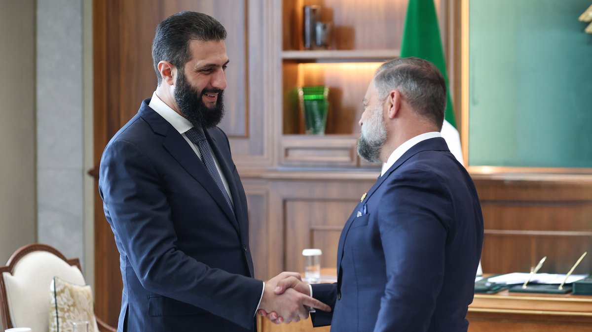 رئاسة الجمهورية العربية السورية tweet media