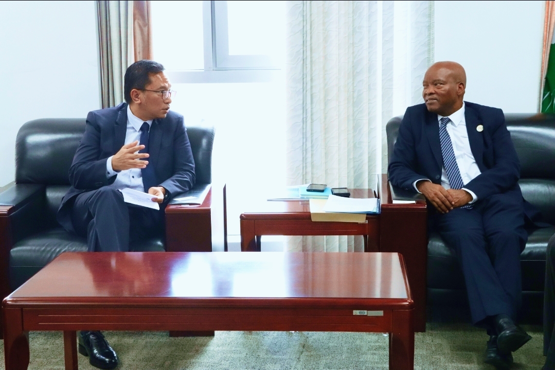 MosesVilakati's tweet photo. Honored to engage with the Hon. Faizal Chery Sidharta, Ambassador of the Republic of Indonesia to the @AfricanUnion ahead of the #OceanImpactSummit2026 in Bali. Strengthening AU–Indonesia cooperation on blue economy, fisheries, &amp; ocean governance remains key to sustainable growth https://t.co/2S6I8xkjFf