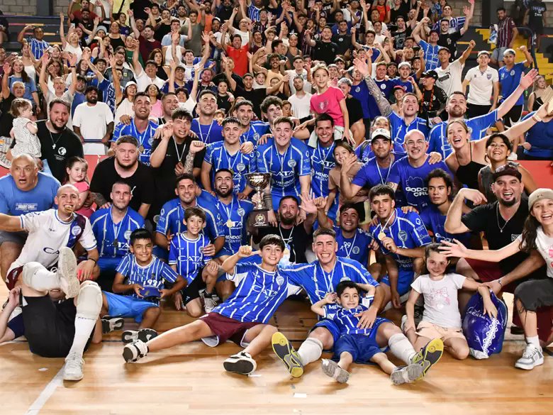 Paz Ferri tweet media