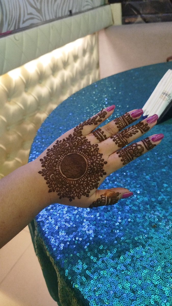 Isponthaurmi9's tweet photo. Trendy Mehendi Designs | Simple Mehendi That Looks Super Expensive | Ispontha Urmi
.
#mehendi #mehndidesign #mehendiart #henna #hennadesign #hennaart #mehendi2026 #trendymehendi #simplemehendi #minimalmehendi #elegantmehendi #luxurymehendi https://t.co/vzadlcab1O