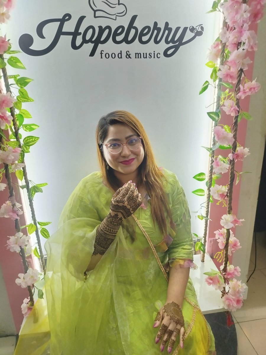 Isponthaurmi9's tweet photo. Trendy Mehendi Designs | Simple Mehendi That Looks Super Expensive | Ispontha Urmi
.
#mehendi #mehndidesign #mehendiart #henna #hennadesign #hennaart #mehendi2026 #trendymehendi #simplemehendi #minimalmehendi #elegantmehendi #luxurymehendi https://t.co/8K4G8K2S0Z