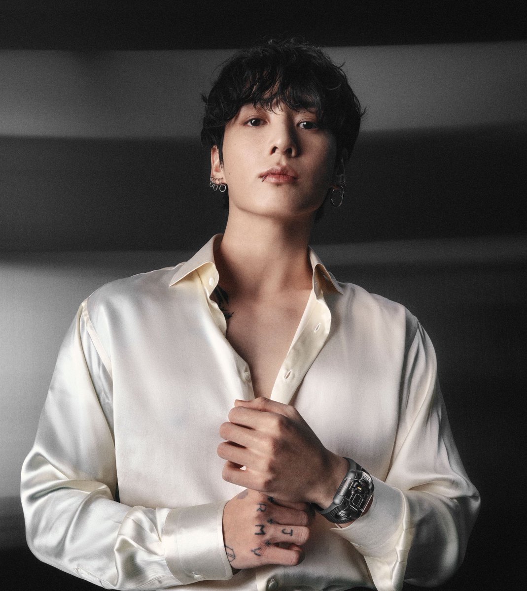 UpdateCharts tweet media