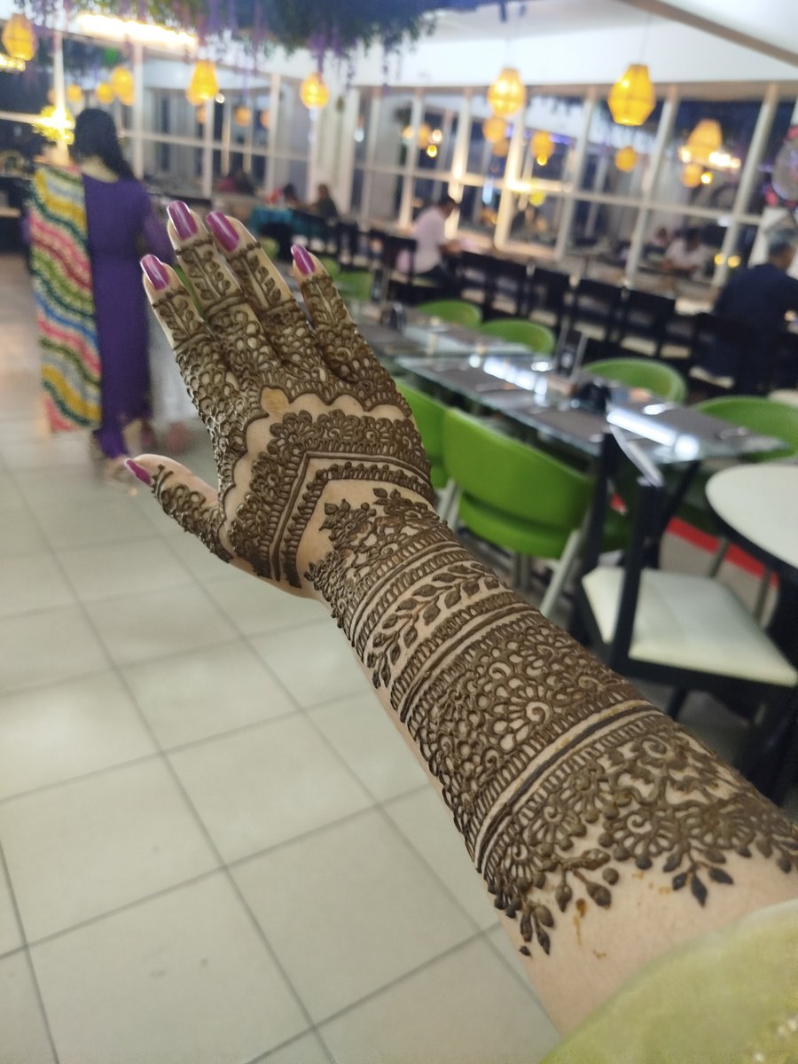 Isponthaurmi9's tweet photo. Trendy Mehendi Designs | Simple Mehendi That Looks Super Expensive | Ispontha Urmi
.
#mehendi #mehndidesign #mehendiart #henna #hennadesign #hennaart #mehendi2026 #trendymehendi #simplemehendi #minimalmehendi #elegantmehendi #luxurymehendi https://t.co/6b4OTS94GX