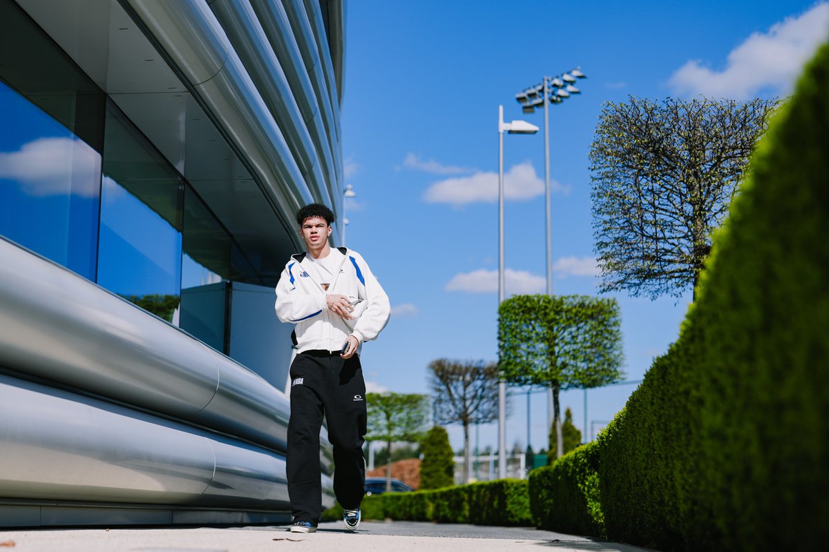 Manchester City tweet media