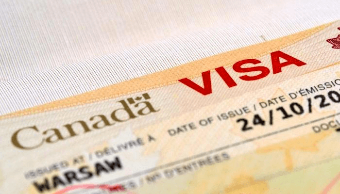 visajobscanada's tweet image. 🍁 2026 UK vs Canada Visa Fees: A Guide for Nigerians - Explore visa sponsorship options and immigration fees for Nigerians in 2026. Compare Canada and UK costs to find the best pathway for your job search. - bit.ly/41cD1XD

#canadavisa #Canadaimmigration